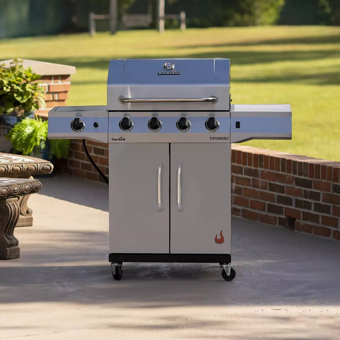 Char-Broil Series 4-Burner Gas Grill with Soft Cover Shop